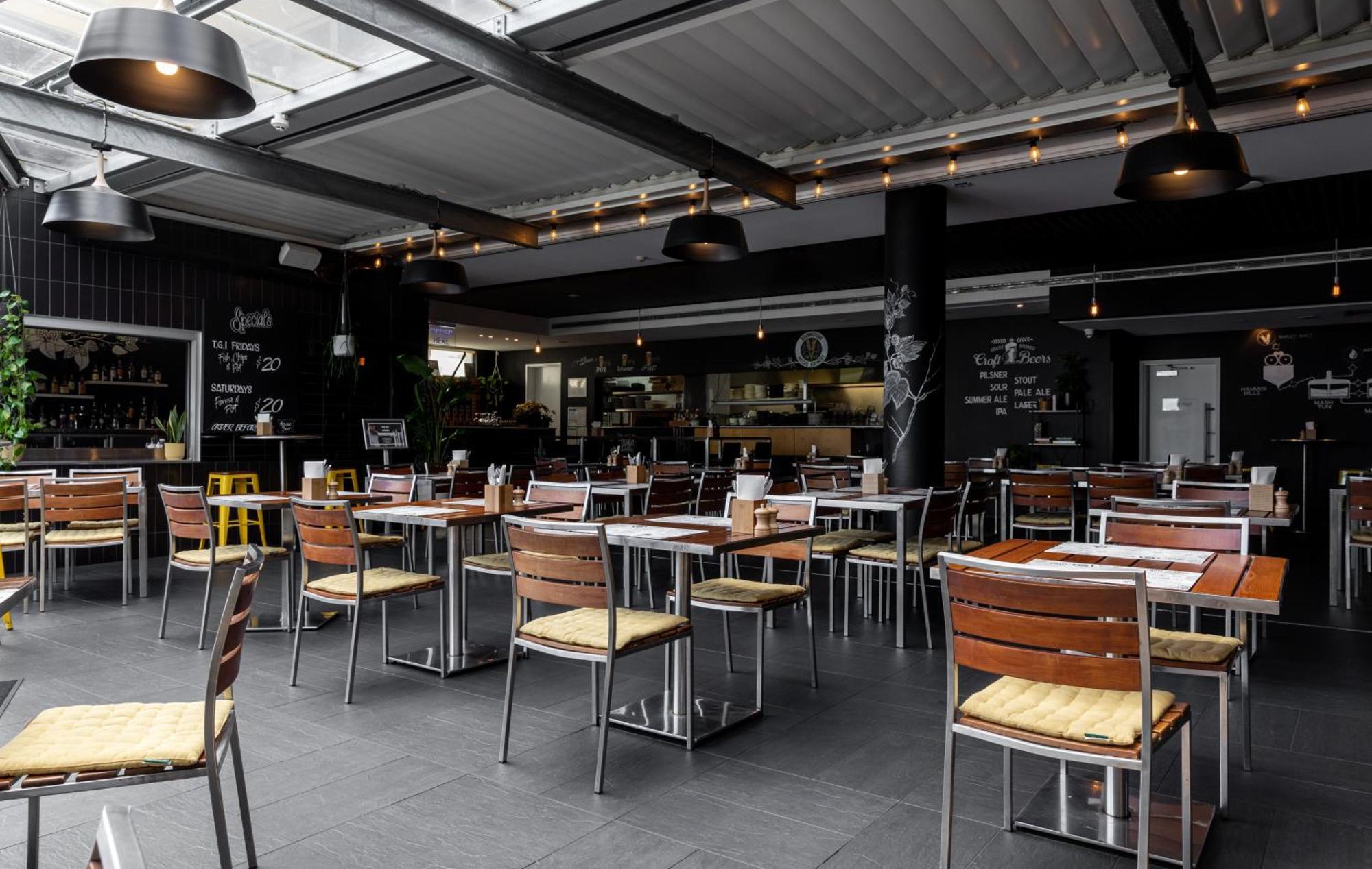 Отель Atura Dandenong Doveton Экстерьер фото
